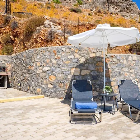 Castello By Villa Líndos