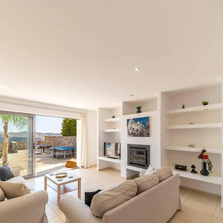 Castello By Вилла Линдос